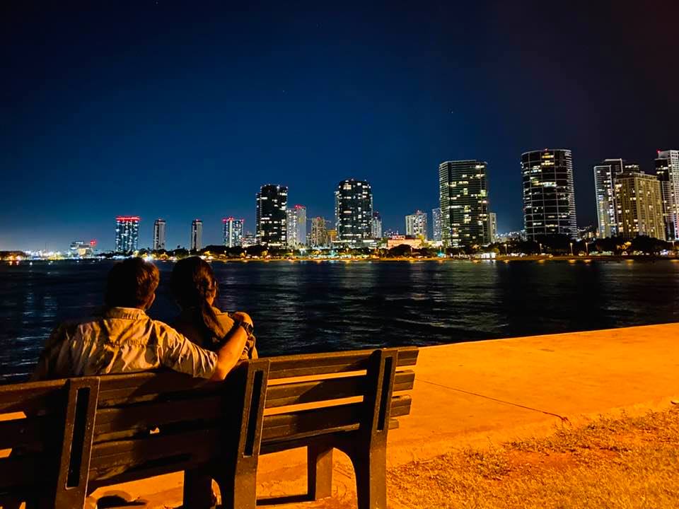 Honolulu By Night