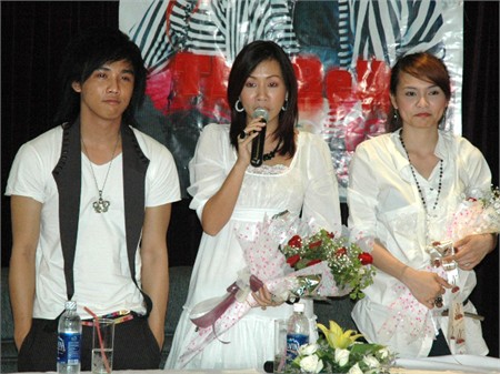 Chẳng Yêu Anh Đâu