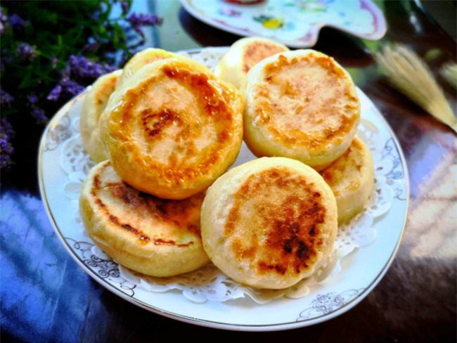 Bánh Dứa Chiên                                                                                                                                        