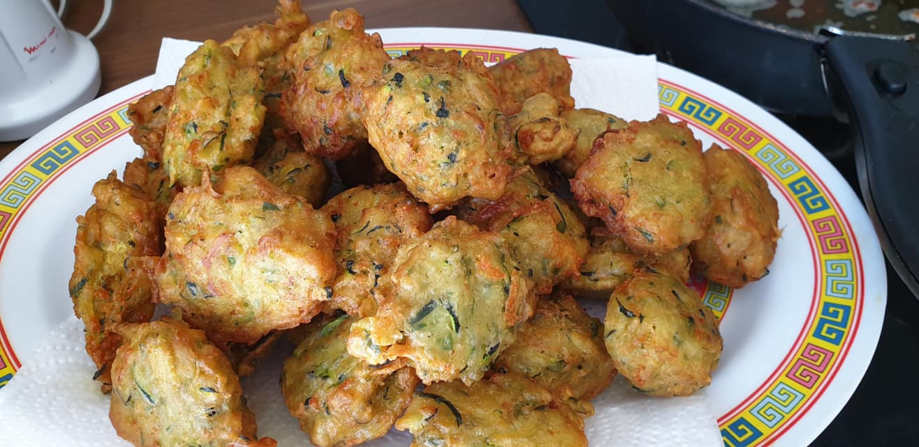 Bí Ngòi Chiên ( Beignet Courgettes)                                                                                                                   