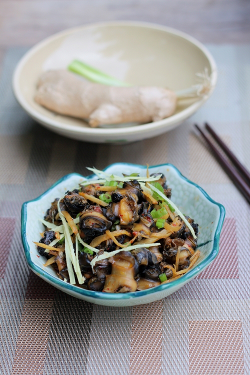 Ốc Bươu Kho Gừng                                                                                                                                      