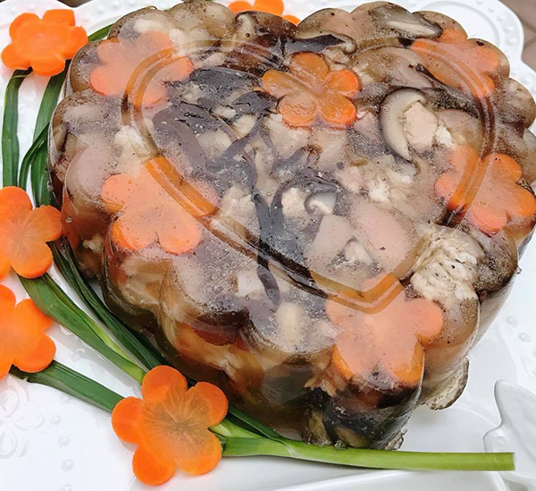 Thịt Lợn Nấu Đông                                                                                                                                     
