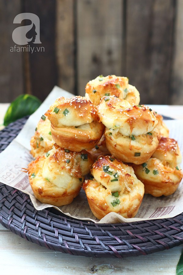Bánh Mì Cuộn Chà Bông                                                                                                                                 
