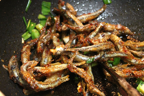Cá Cơm Rán Giòn                                                                                                                                       