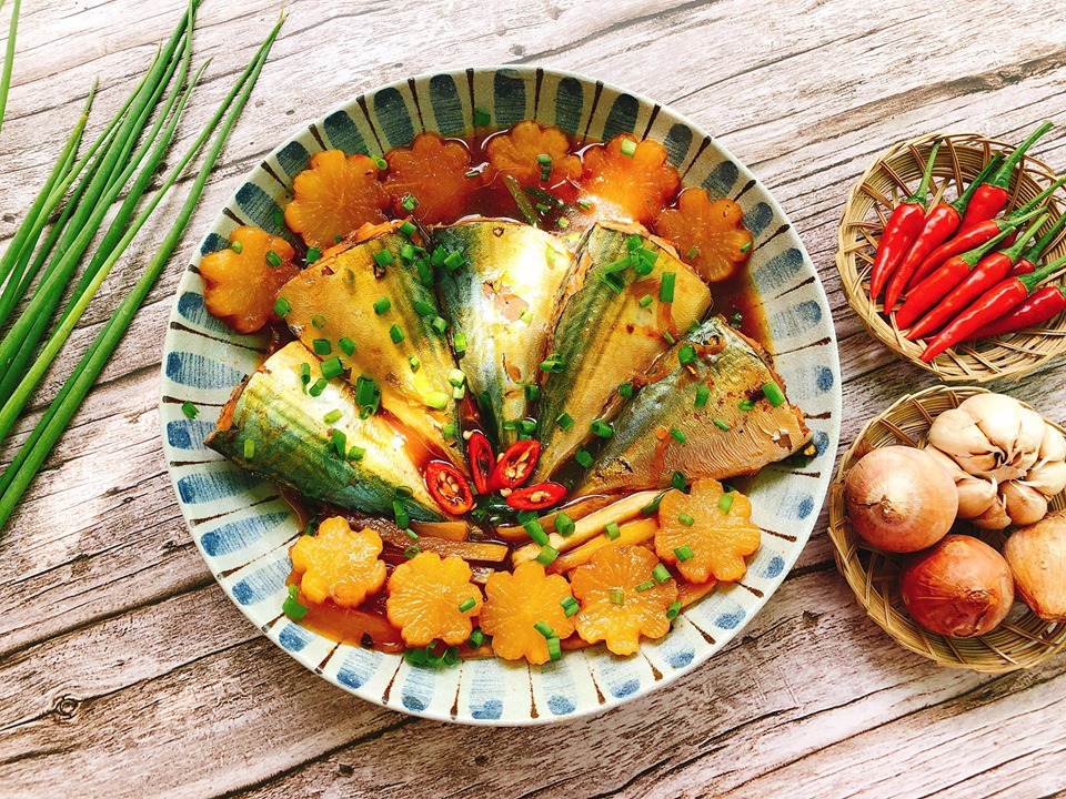 Cá Kho Củ Cải                                                                                                                                         