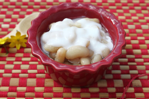 Chè Đậu Trắng Nước Cốt Dừa                                                                                                                            