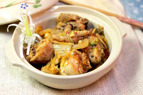 Gà Nấu Kim Chi                                                                                                                                        