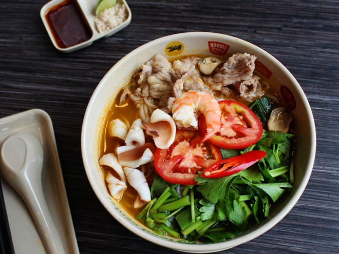 Tom - Yum( Canh Hải Sản)                                                                                                                              