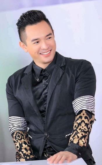 Nói Với Em