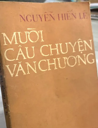 Mười câu chuyện văn chương