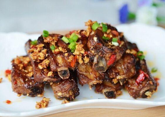 2 Chân gà hấp muối