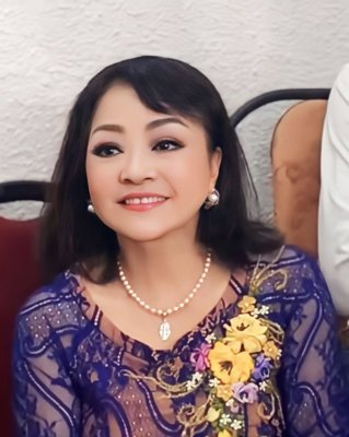 Xuân Nào Con Sẽ Về