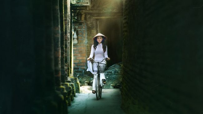 Thơ Người Gợi Giấc Mơ Trôi