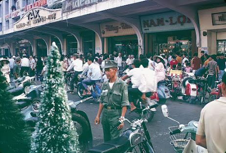 Tháng Cuối Năm