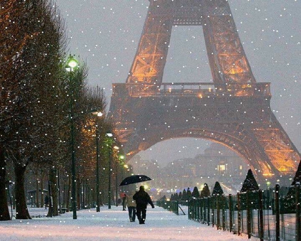Em Paris Mùa Đông 